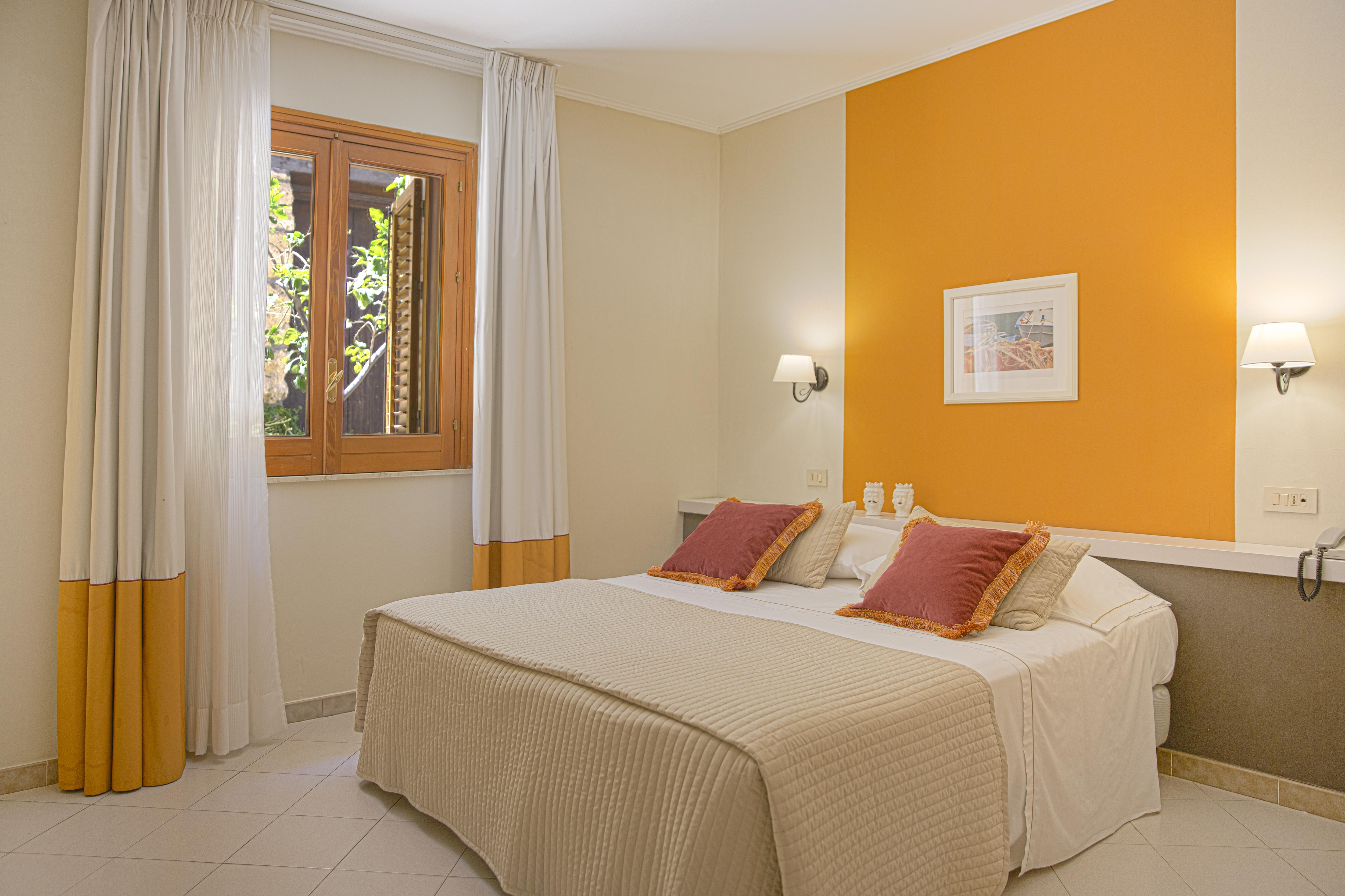 Hotel Al Madarig Castellammare del Golfo Esterno foto