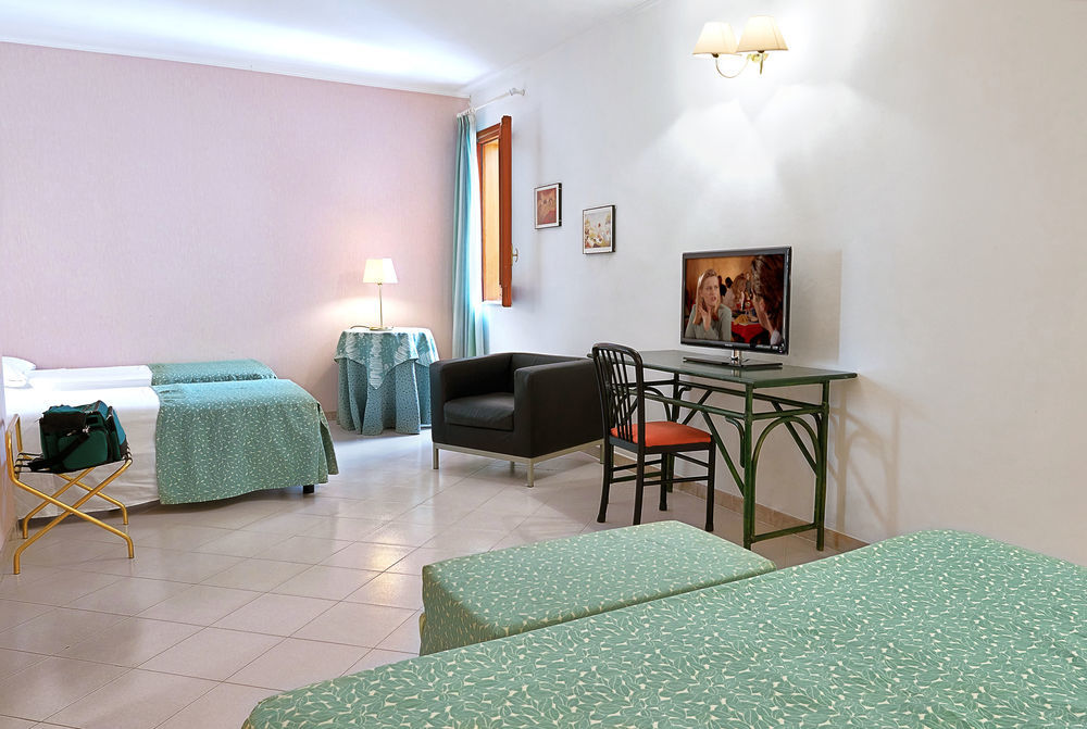 Hotel Al Madarig Castellammare del Golfo Esterno foto